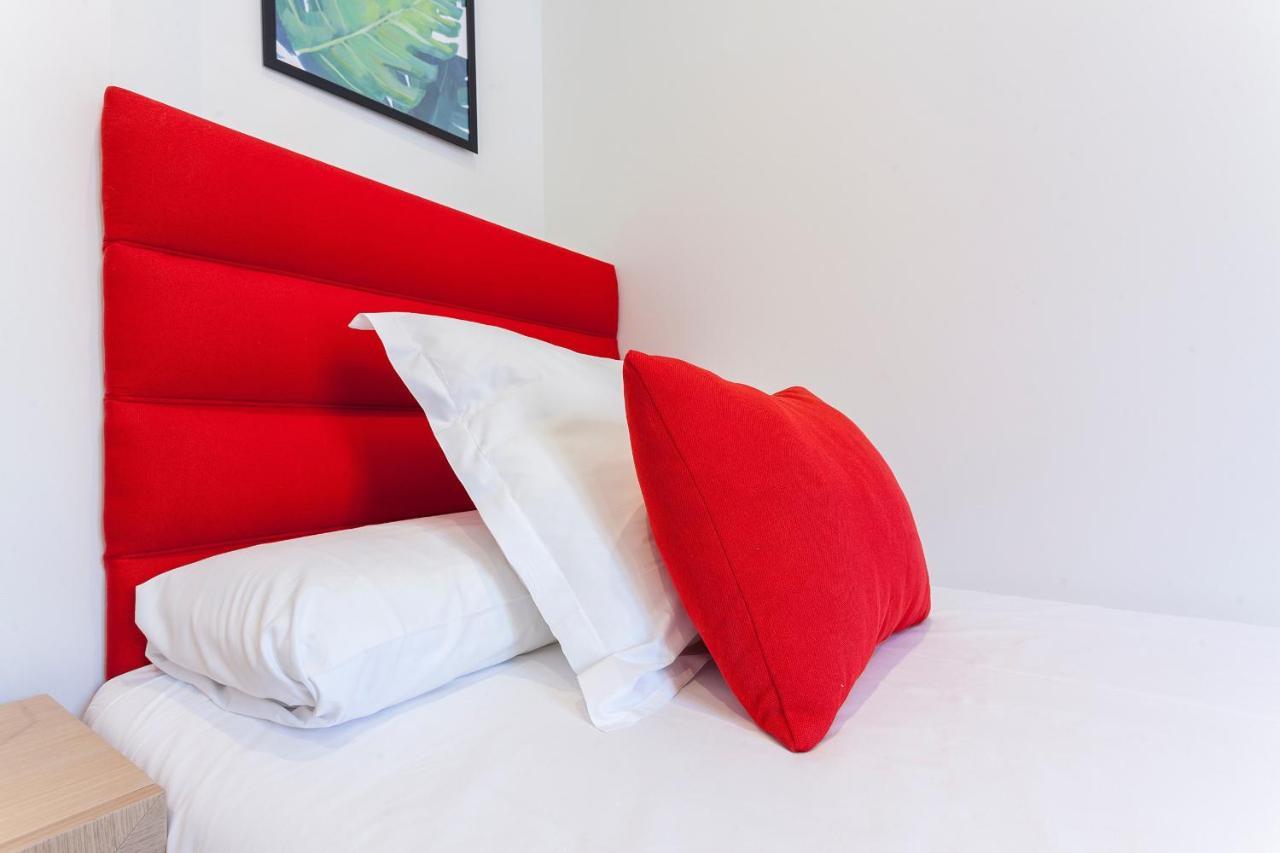 Appartement Rio Plaza En Madrid Extérieur photo